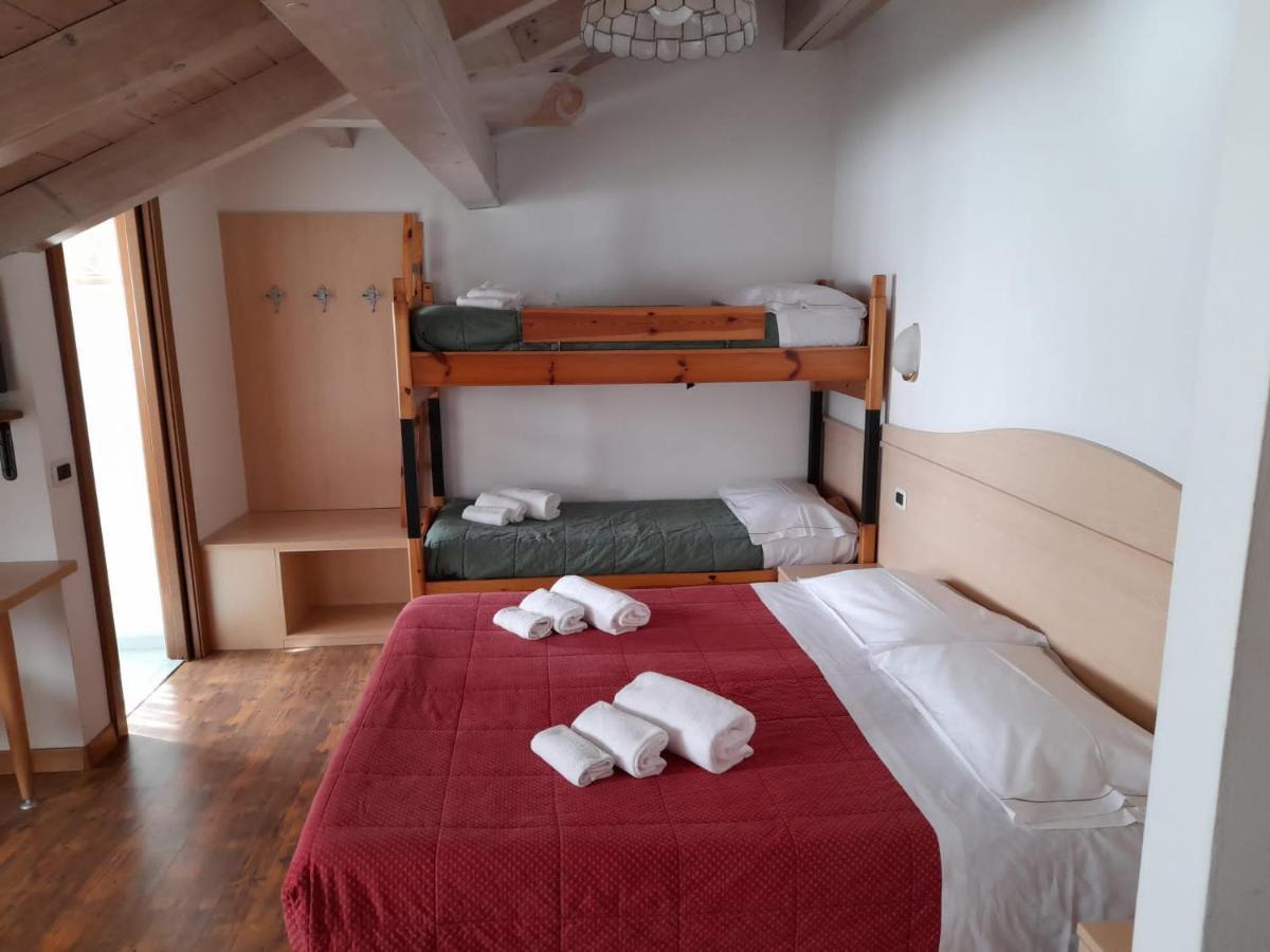 Hotel Garni B&B Maffei Pinzolo Kültér fotó