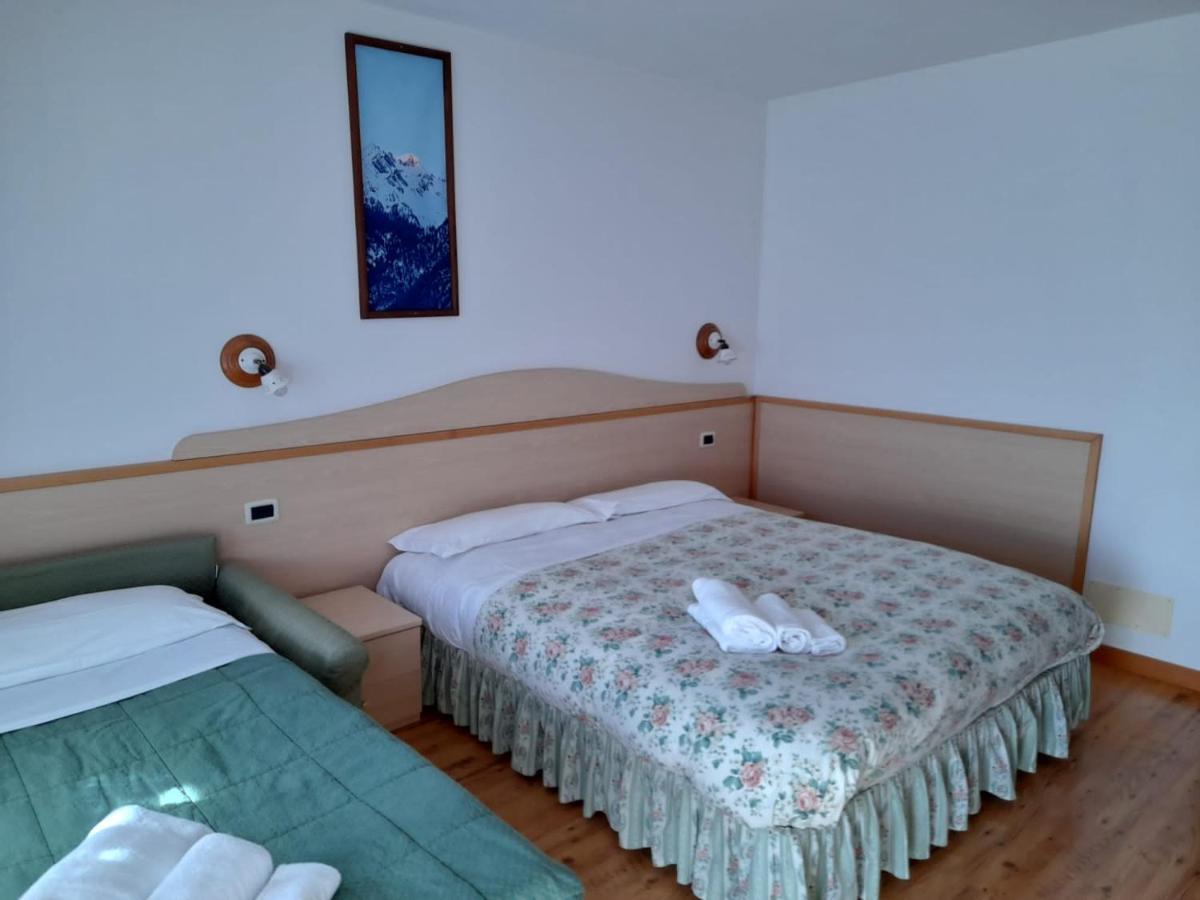 Hotel Garni B&B Maffei Pinzolo Kültér fotó