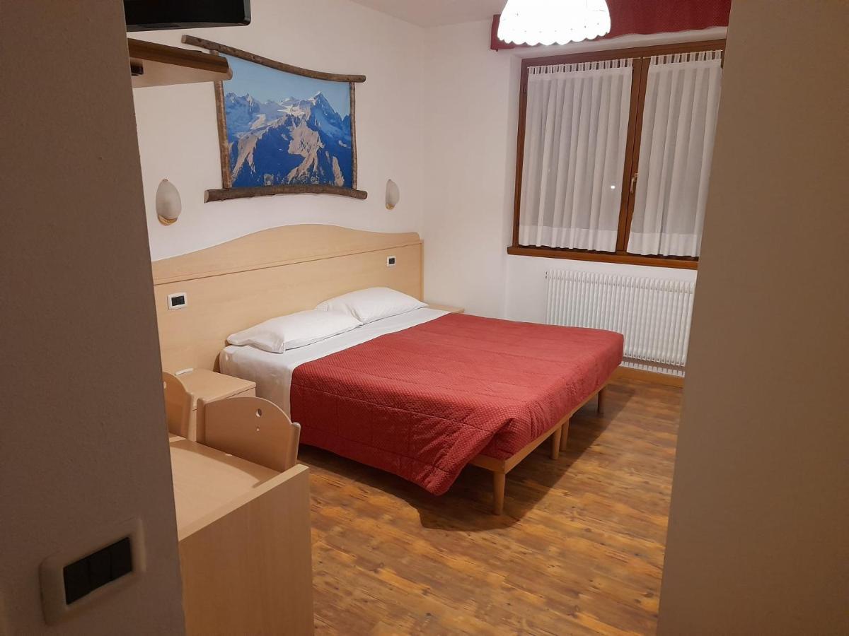 Hotel Garni B&B Maffei Pinzolo Kültér fotó
